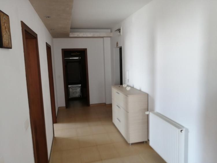 Apartament cu 2 camere în Dumbrăvița