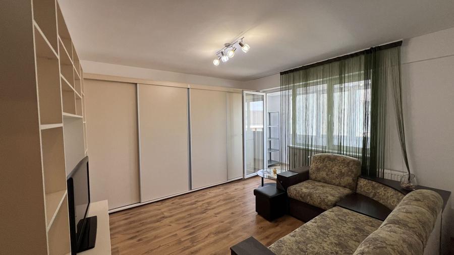 Apartament cu 2 camere decomandat, mobilat în Păcii