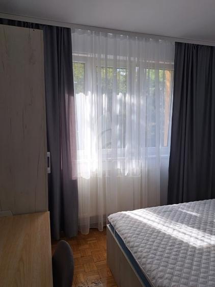Apartament cu 2 camere decomandat, mobilat în Central