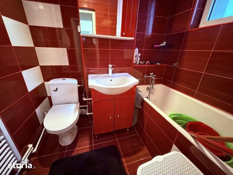 Apartament cu 2 camere decomandat în Micro 4
