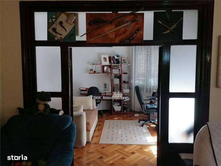Apartament cu 3 camere semidecomandat în Ultracentral