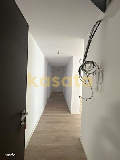 Apartament cu 4 camere în Tei