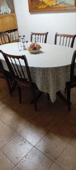 Casă cu 4 camere în Bârzești