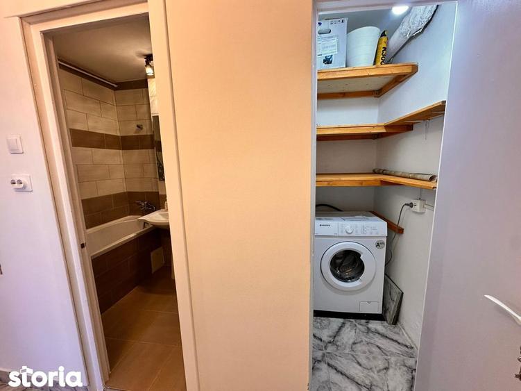 Apartament cu 2 camere decomandat în Tei