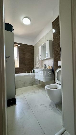 Apartament cu 3 camere semidecomandat, mobilat în Giroc