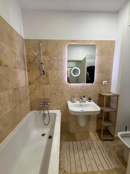 Apartament cu 2 camere decomandat, mobilat în Timișoara