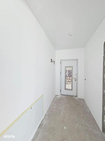 Casă cu 4 camere cu Teren 450 Mp în Vânători