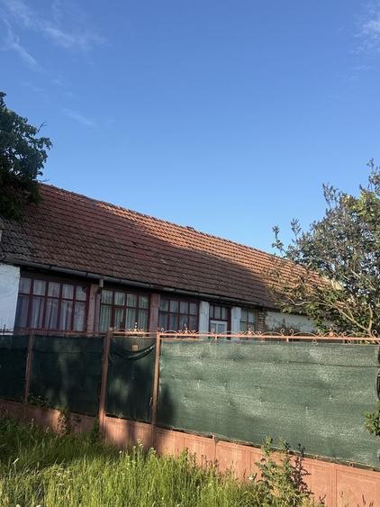Casă cu 3 camere în Gelu