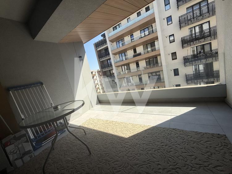 Apartament cu 2 camere decomandat în Tractorul