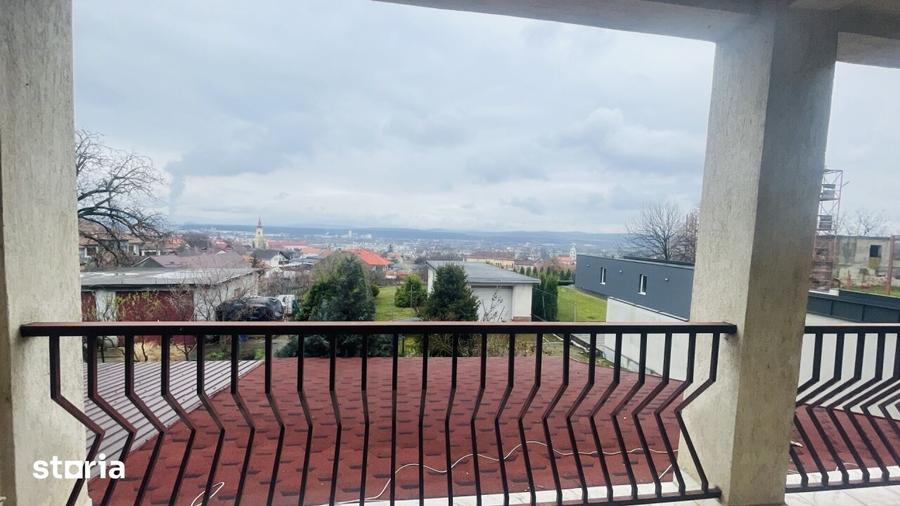 Spațiu comercial, de 402 mp, în Central