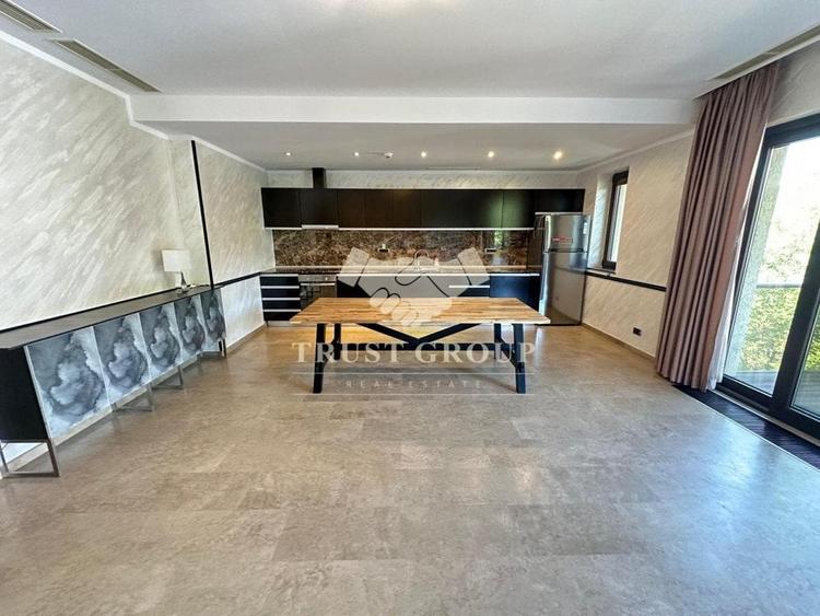 Apartament cu 3 camere decomandat, mobilat în Primăverii