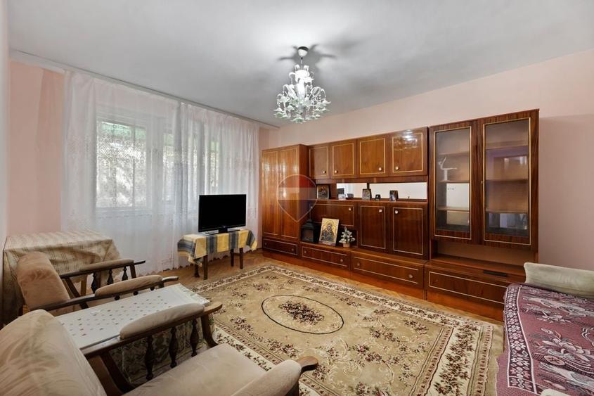 Apartament cu 2 camere decomandat, mobilat în Podgoria