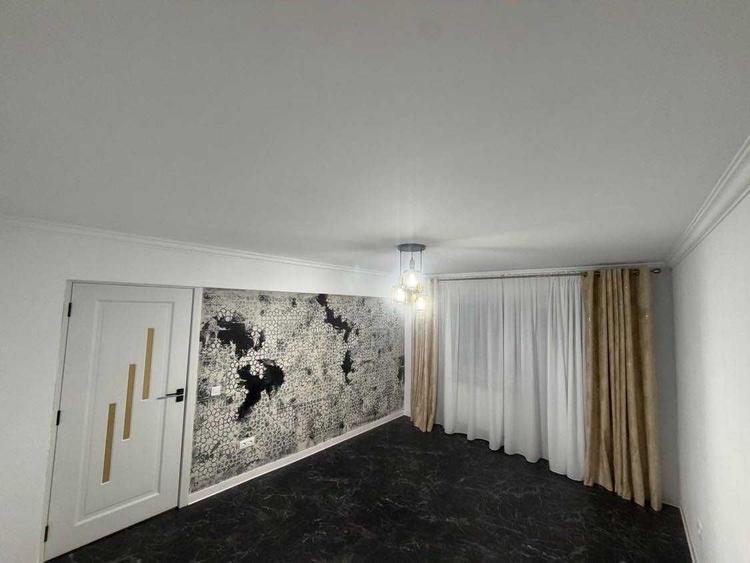 Apartament cu 2 camere decomandat în Școlilor