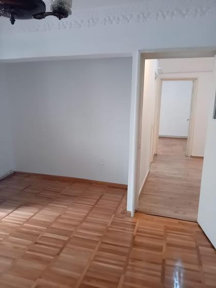 Apartament cu 2 camere decomandat în Port
