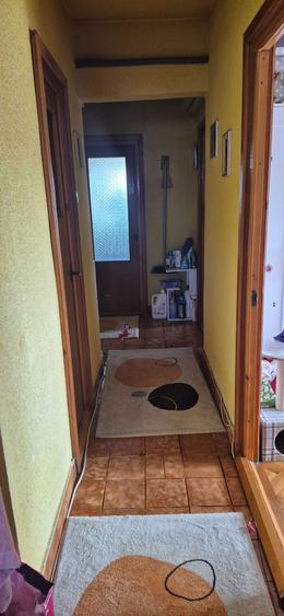 Apartament cu 4 camere decomandat în Exterior Vest