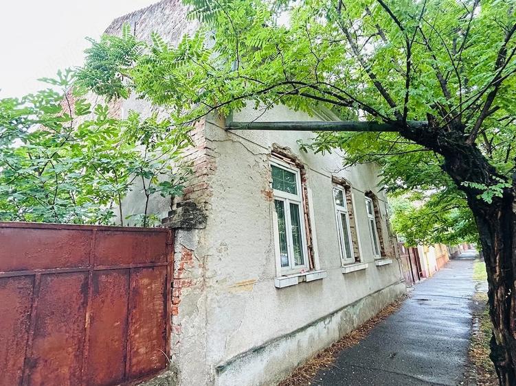 Casă cu 3 camere cu Teren 540 Mp în Fratelia
