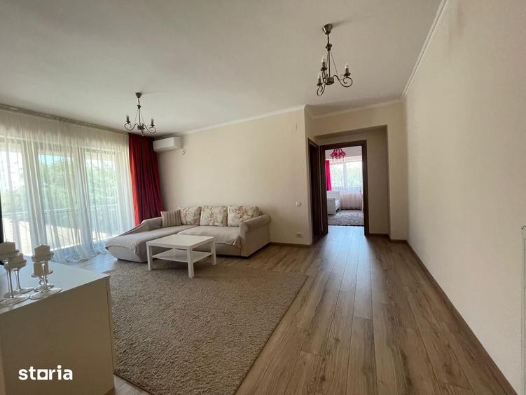 Apartament cu 3 camere în Tei
