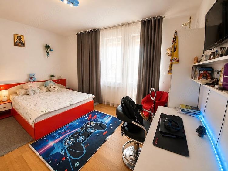 Casă cu 6 camere cu Teren 310 Mp în Berceni