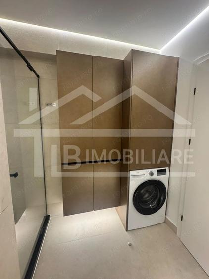 Apartament cu 3 camere decomandat în Livezeni