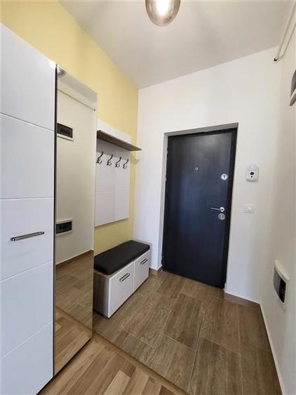 Apartament cu 2 camere nedecomandat, mobilat în Sânpetru
