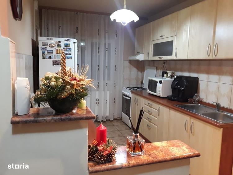 Apartament cu 4 camere în Micălaca