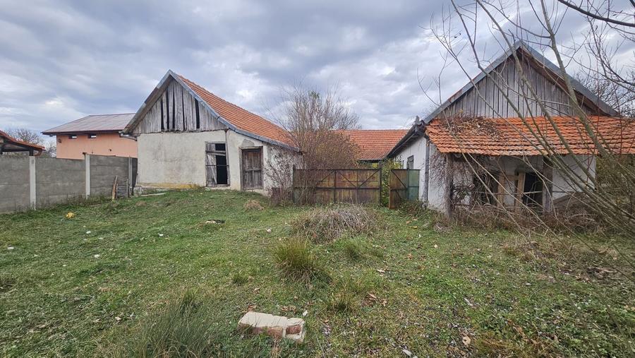 Casă cu 3 camere în Duleu