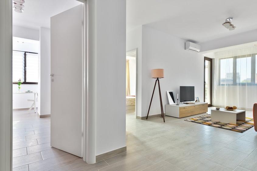 Apartament cu 2 camere decomandat, mobilat în Vitan