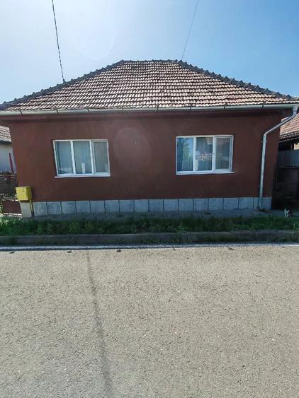 Casa de vanzare - 1