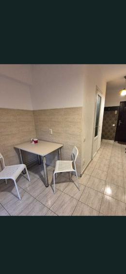 Garsonieră decomandată în Gării