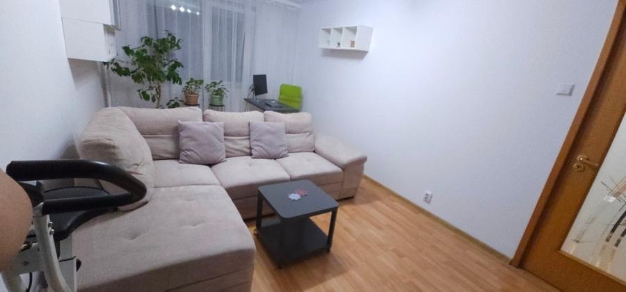 Apartament cu 3 camere decomandat, mobilat în Rahova