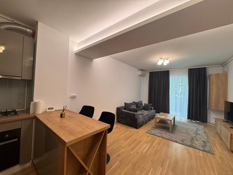 Apartament cu 2 camere semidecomandat în Central
