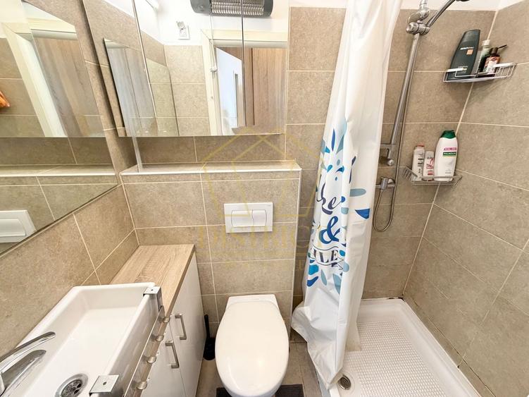 Apartament cu 2 camere semidecomandat, mobilat în Central