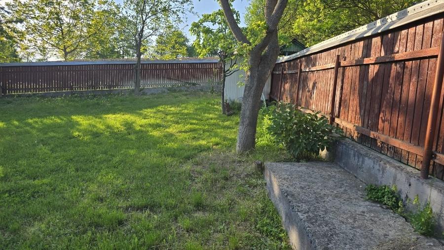 Casă individuală cu 5 camere cu Teren 3000 Mp în Suharău