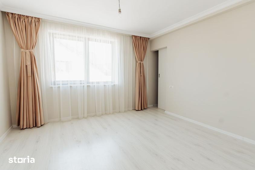 Casă cu 4 camere cu Teren 250 Mp în Central
