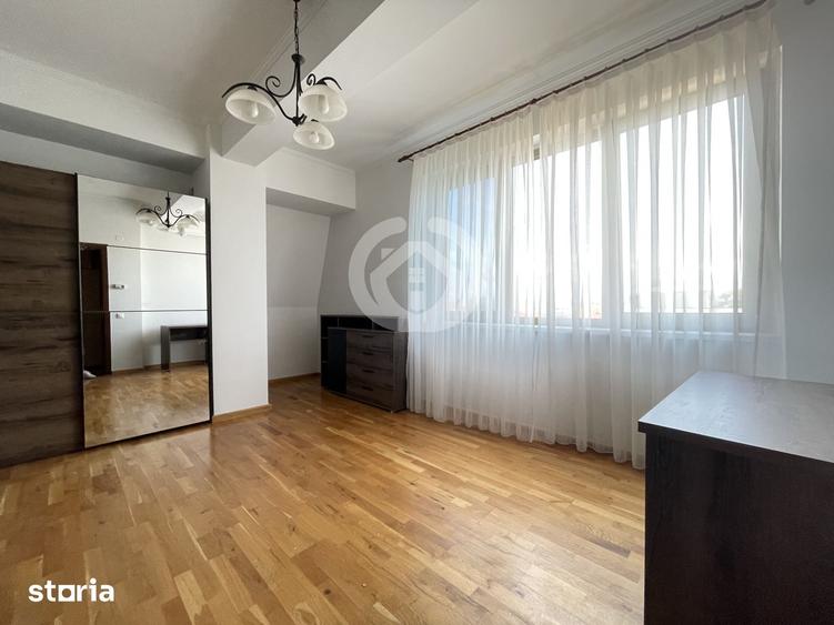 Apartament cu 4 camere în Central