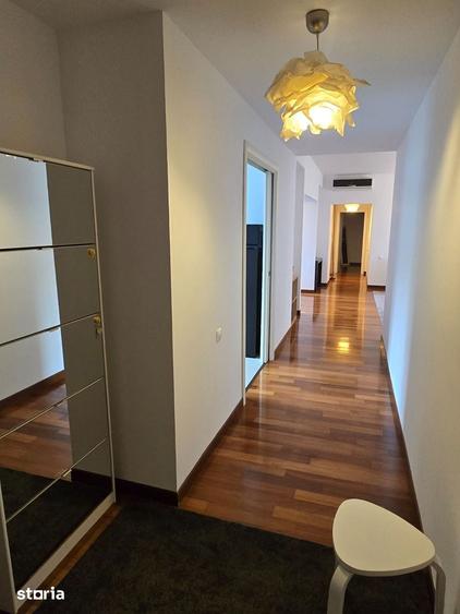 Apartament cu 4 camere în Herăstrău