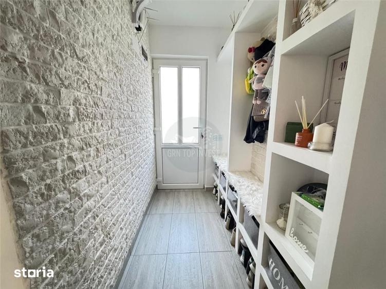 Casă cu 3 camere decomandat cu Teren 112 Mp în Central