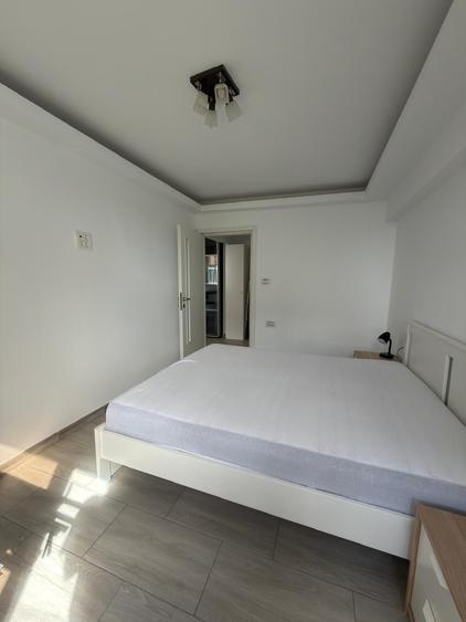 Apartament cu 2 camere semidecomandat în P-ța Amzei