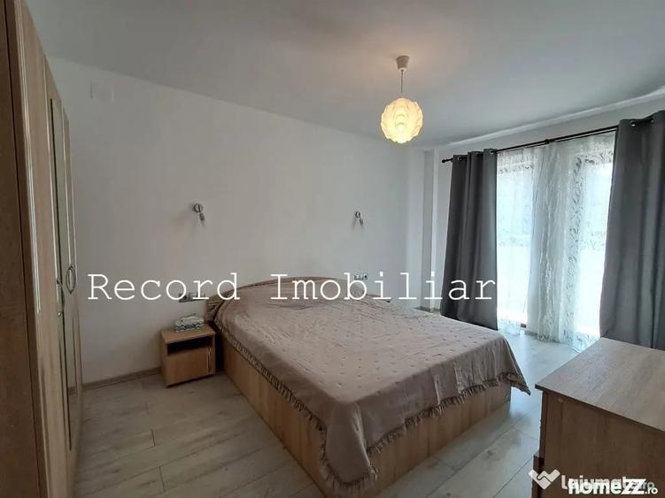 Apartament cu 3 camere semidecomandat în Mărăști