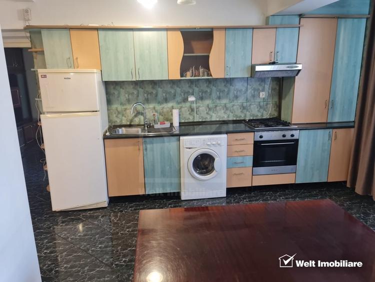 Apartament cu 3 camere decomandat, mobilat în Gară