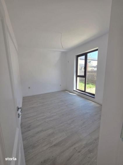 Vanzare Vila Individuala/Cristalului/5 camere id nr 54 - 8