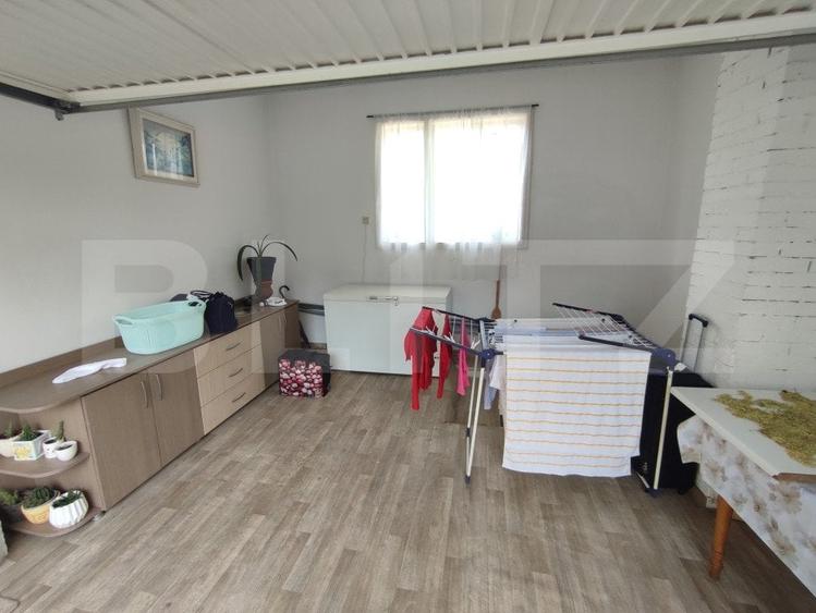 Casă individuală cu 6 camere cu Canalizare în Exterior Nord