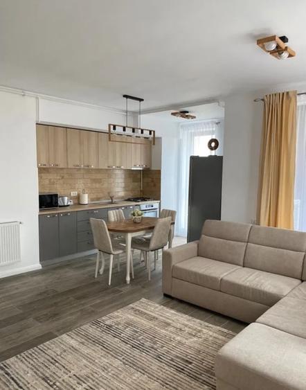 Apartament cu 2 camere decomandat, mobilat în Tomis Nord