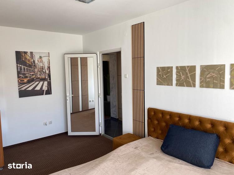 Apartament cu 2 camere decomandat în Central