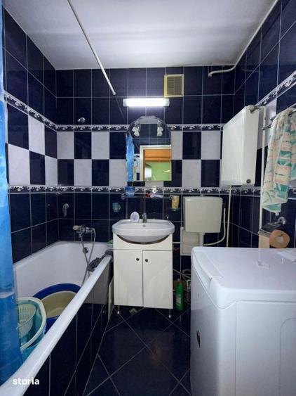 Apartament cu 3 camere decomandat, mobilat în Drumul Taberei — fotografia 3