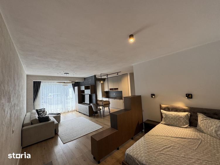 Apartament cu 2 camere decomandat în Tractorul