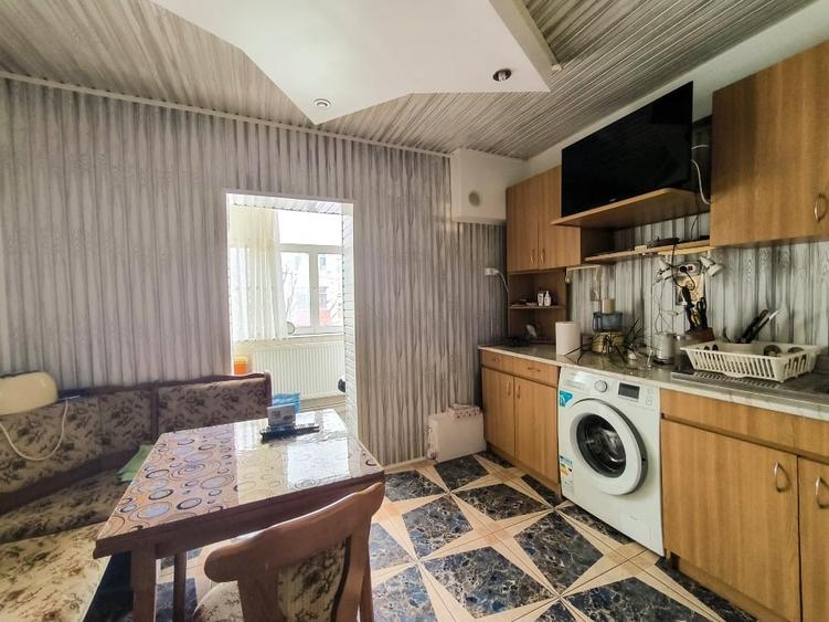 Apartament cu 3 camere decomandat, mobilat în Nord