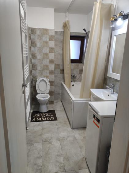 Apartament cu 2 camere decomandat în Craiovei