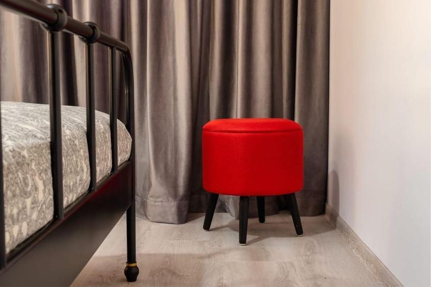 Apartament cu 2 camere decomandat în Cățelu