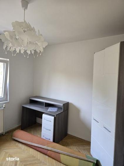 Apartament cu 3 camere în Medicină